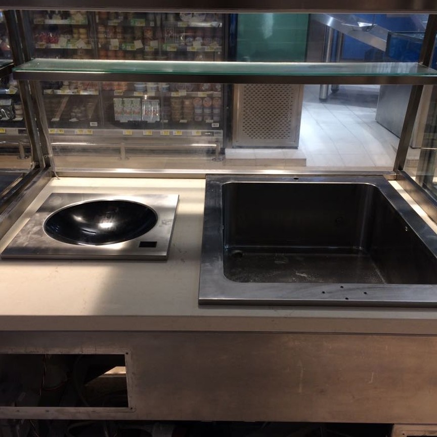 Рабочие поверхности для фуд-кортов сети "Ашан