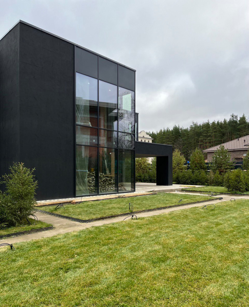 ЗАГОРОДНЫЙ ДОМ НА НОВОЙ РИГЕ. ПАНОРАМНОЕ ОСТЕКЛЕНИЕ