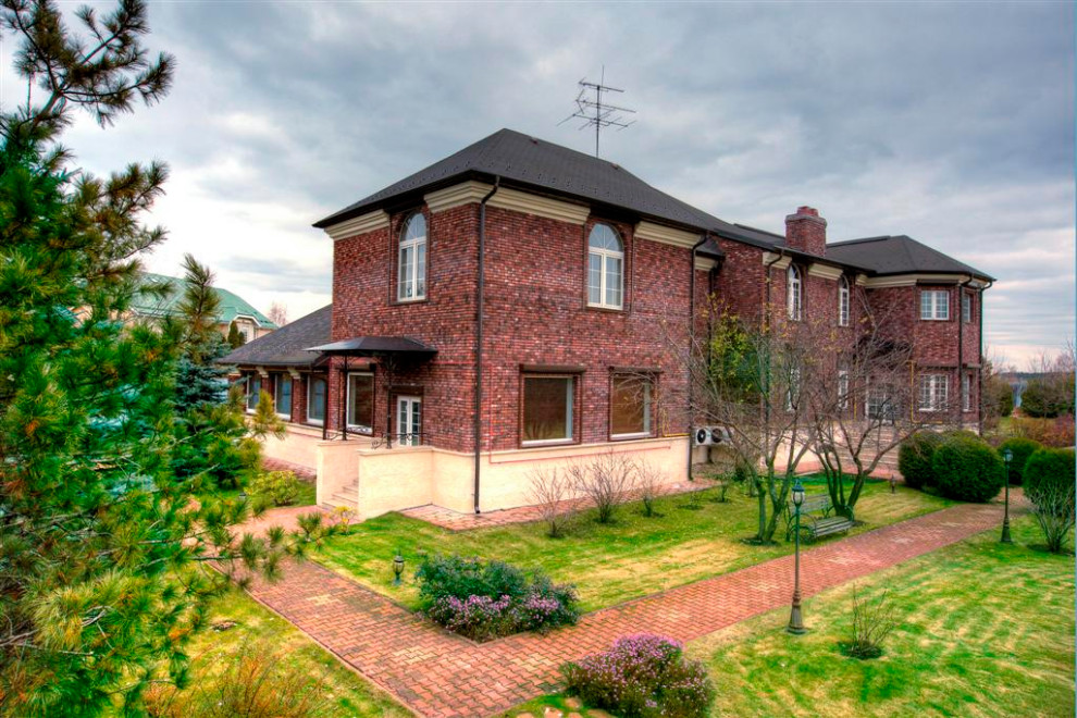 Реализация реконструкции дома