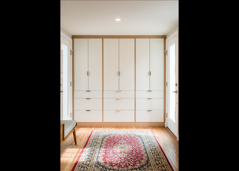 Inspiration for a transitional entryway remodel in Baltimore