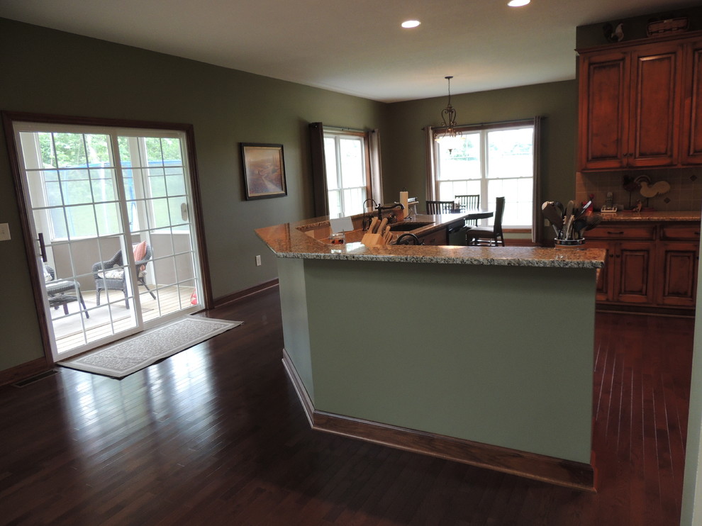 Kitchen - kitchen idea in Columbus