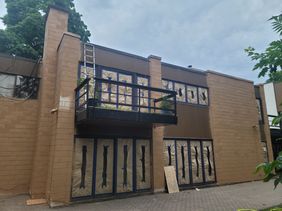 EXTERIOR PAINTING