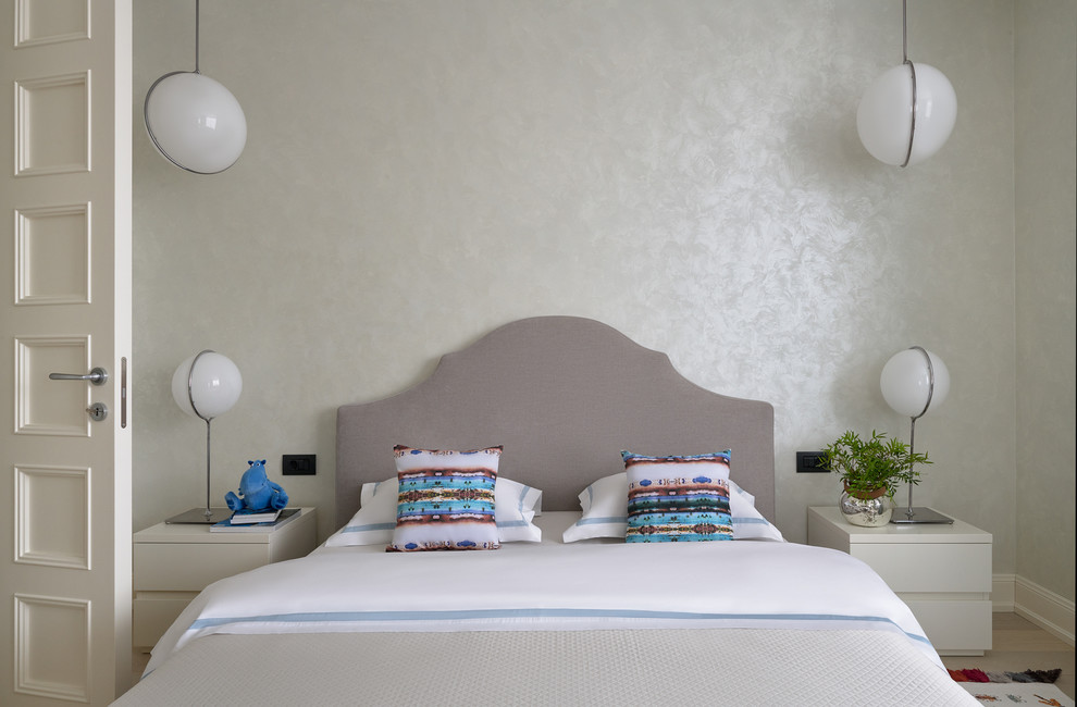 Большой загородный дом