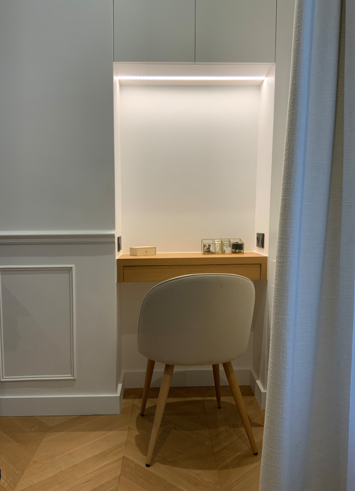 BUREAU D'APPOINT coiffeuse