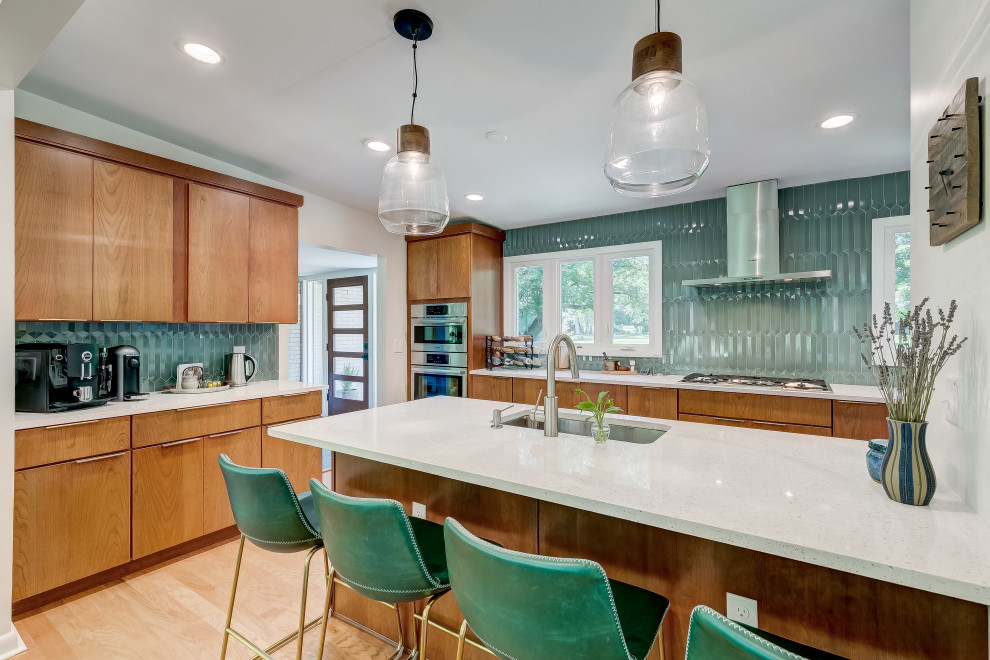 This is an example of a midcentury kitchen in Baltimore.