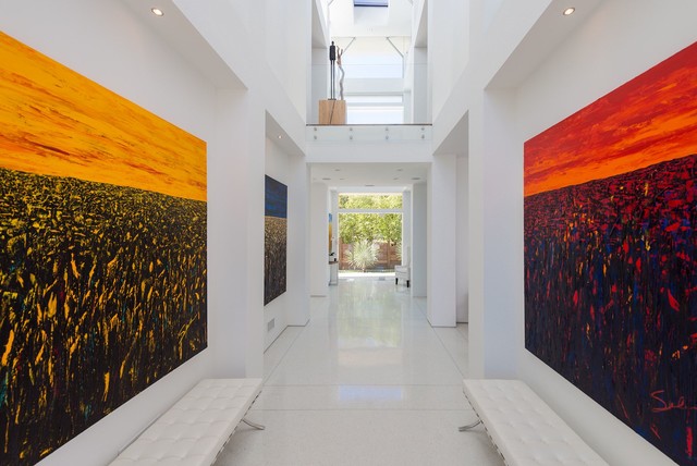 San Circle Residence contemporary-corridor