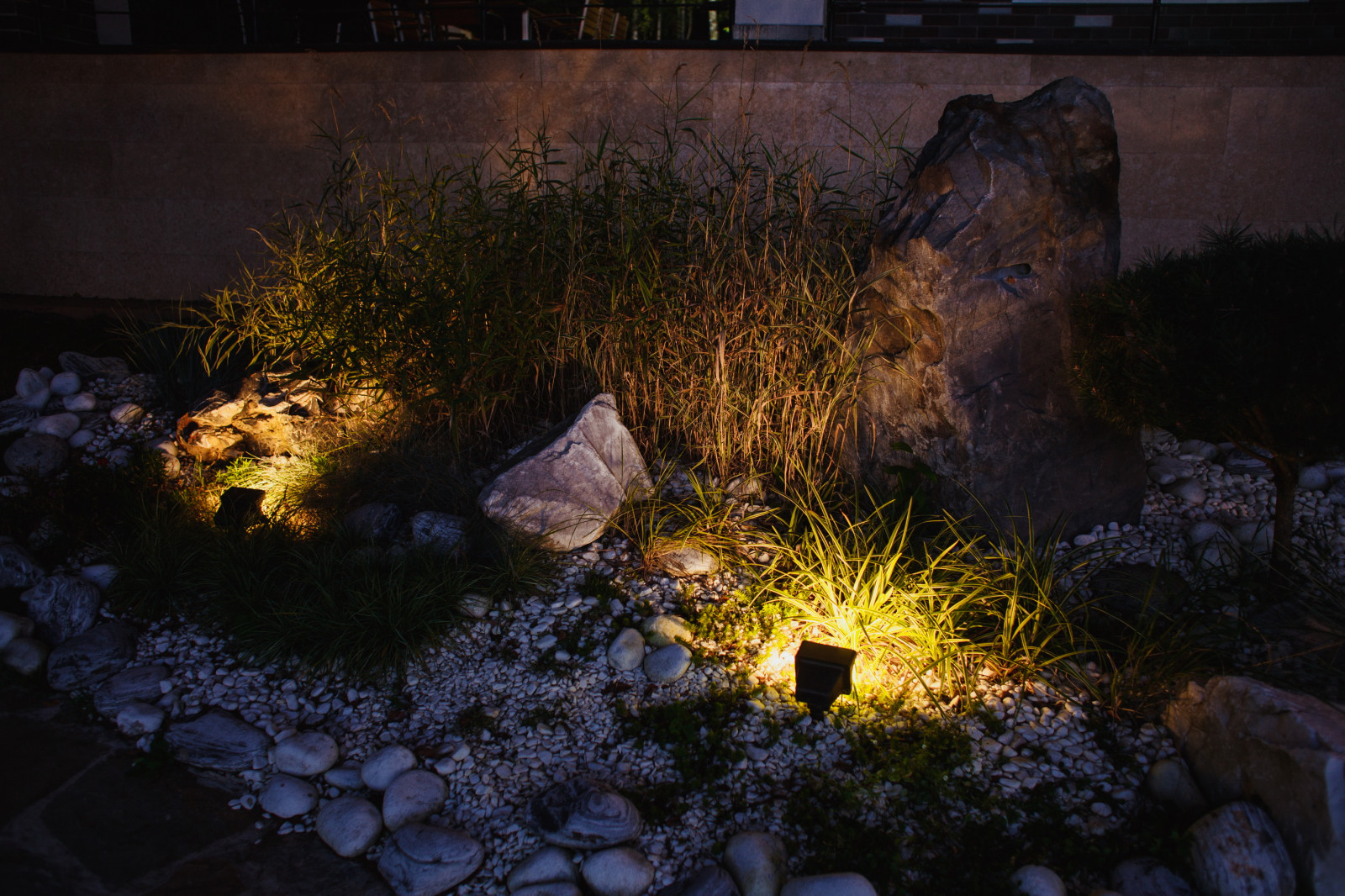 Ландшафтная подсветка