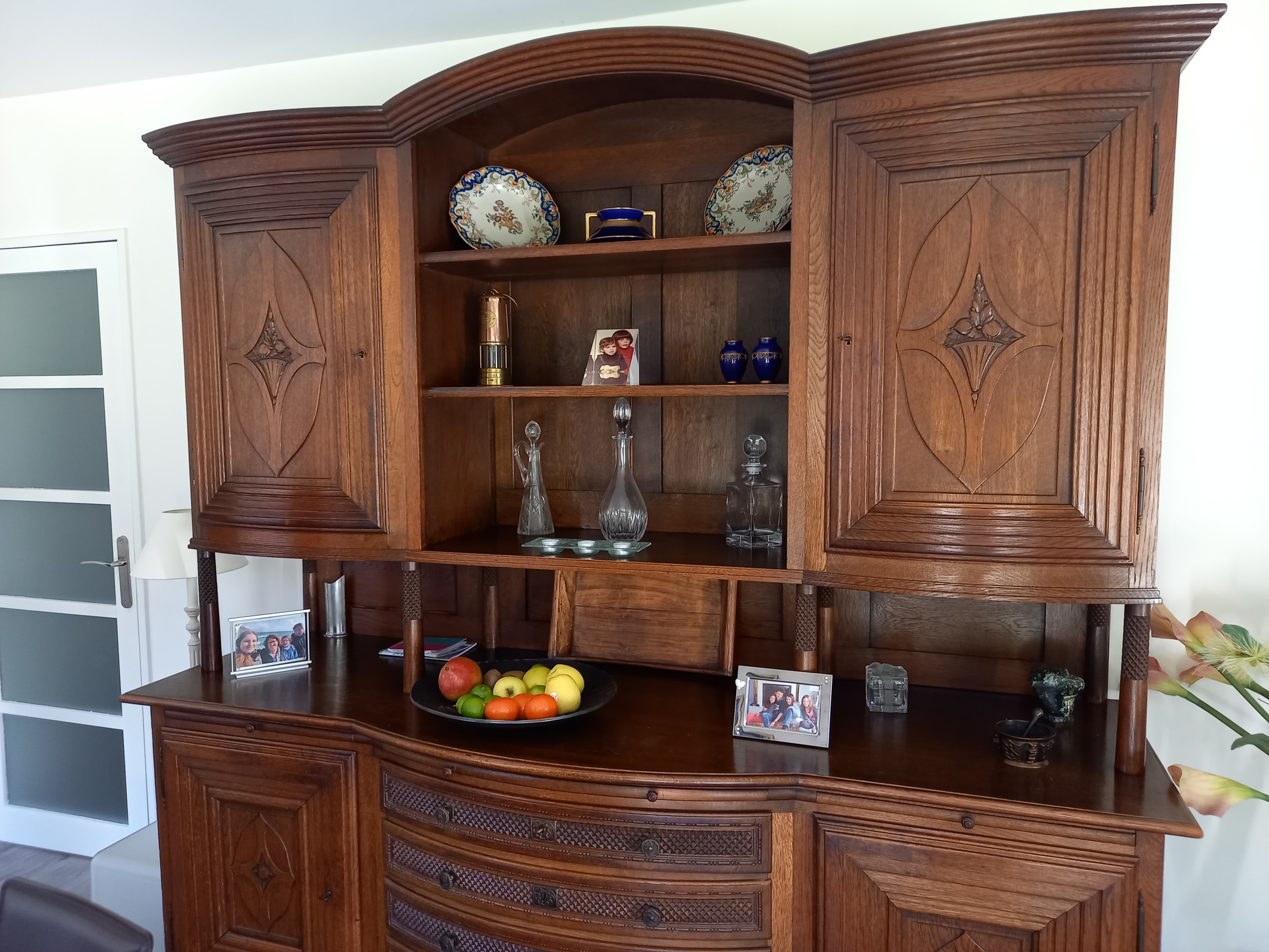 Buffet en chêne avant