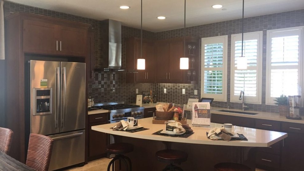 Inspiration for a transitional kitchen remodel in Sacramento