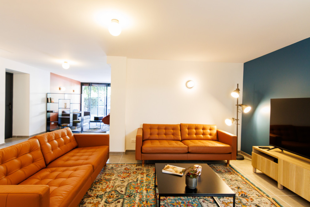 Cette image montre un salon urbain.