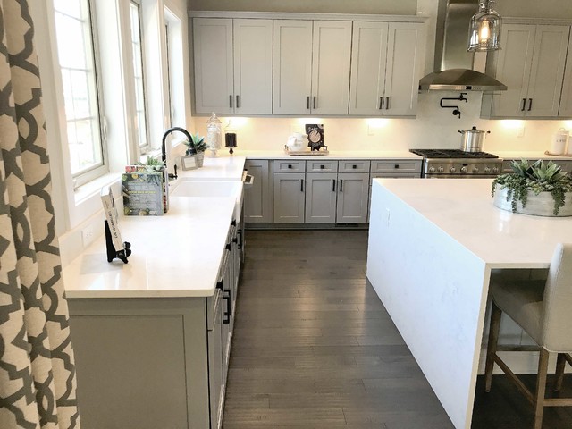 Calacatta Vincenza Quartz Countertop With Waterfall Edge Modern