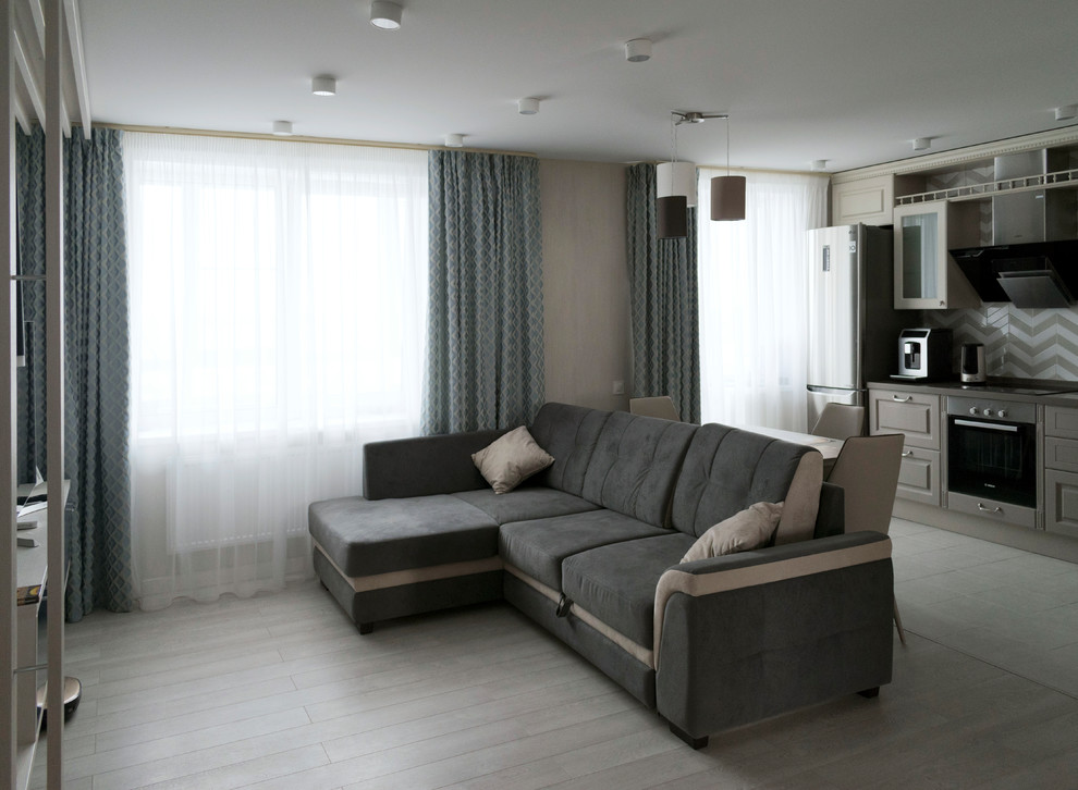 Прямые шторы в современном стиле.