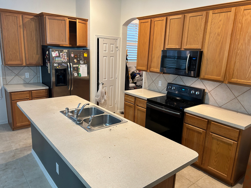 New Kitchen Cabinets