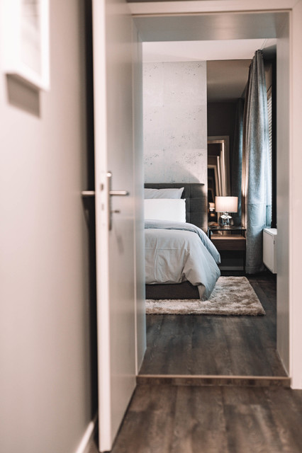 Blick ins Schlafzimmer. traditional-bedroom