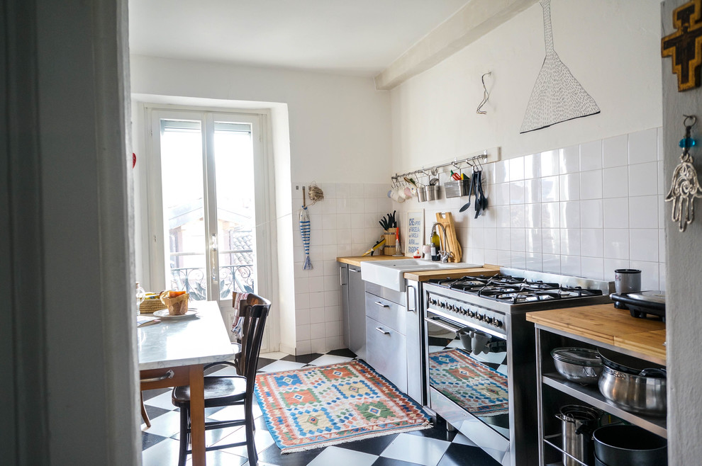 Photo of an eclectic kitchen in Milan.