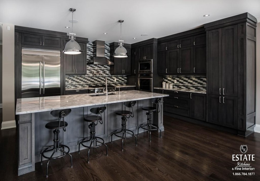 Example of a transitional kitchen design in Toronto