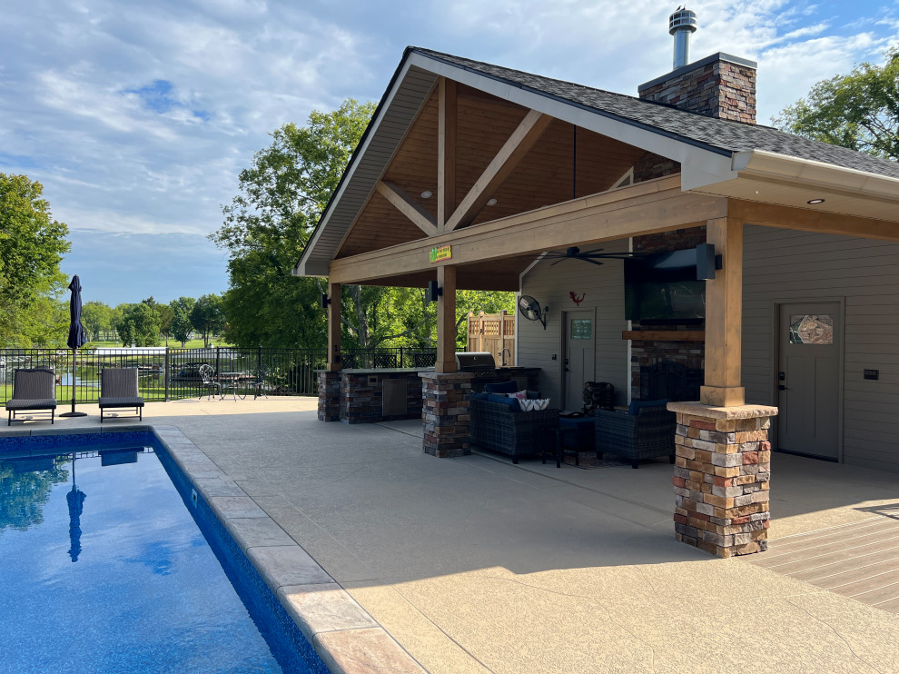 Lakeside Pool House