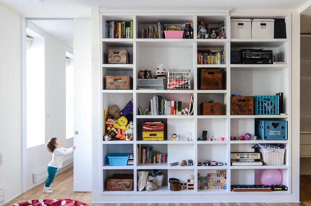 This is an example of a modern kids' room in New York.