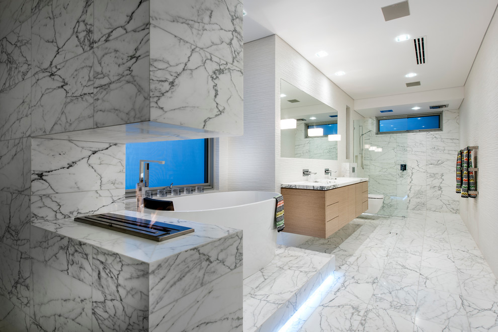 Contemporary bathroom in Perth.