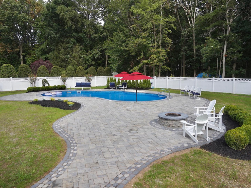 Manalapan, NJ: New Pool Patio Installation