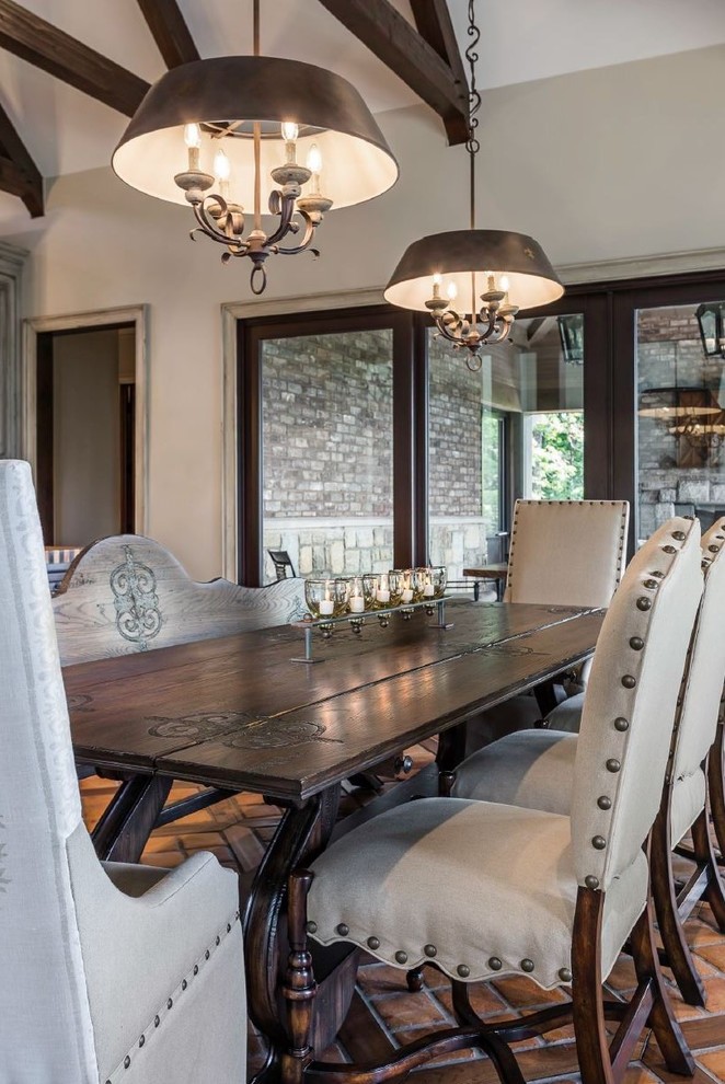 Dining room - rustic dining room idea
