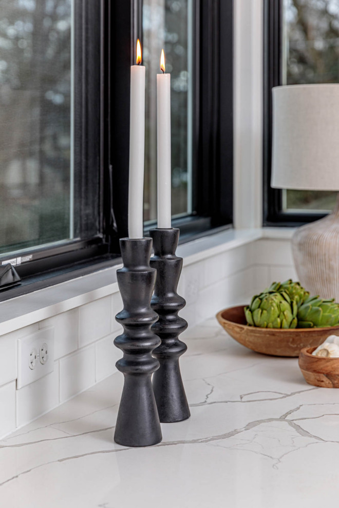 Kitchen - transitional kitchen idea