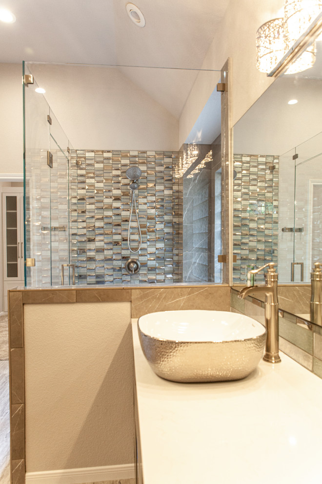 Frameless Shower