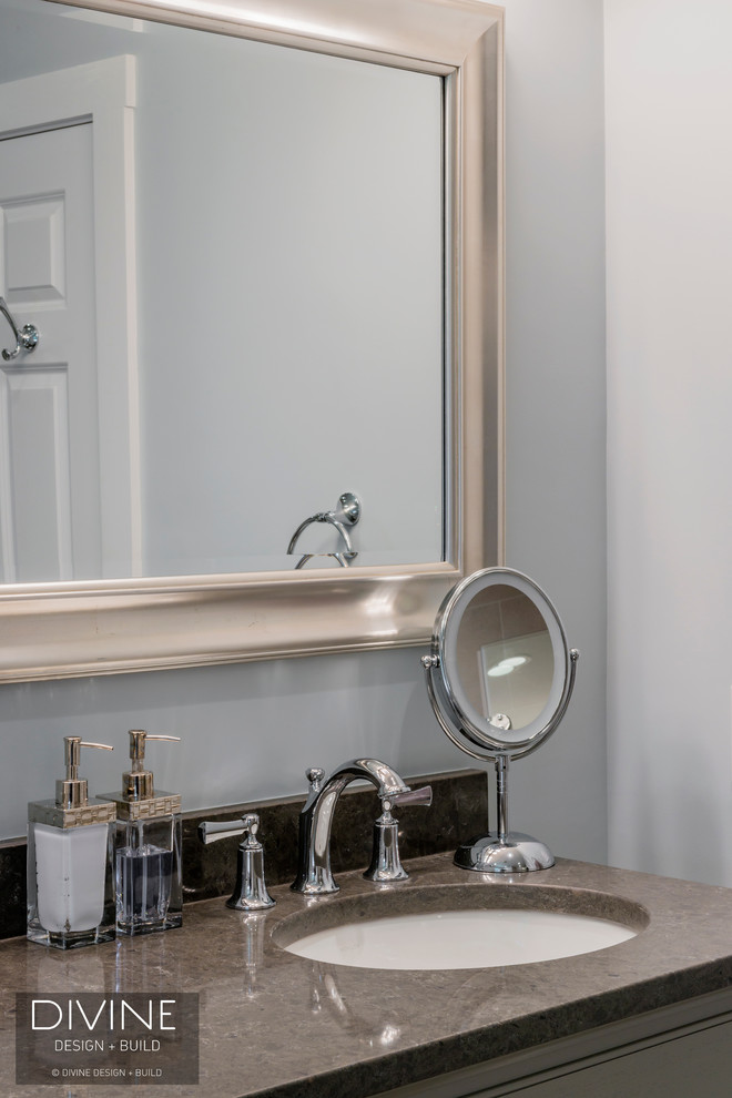 Home design - transitional home design idea in Boston