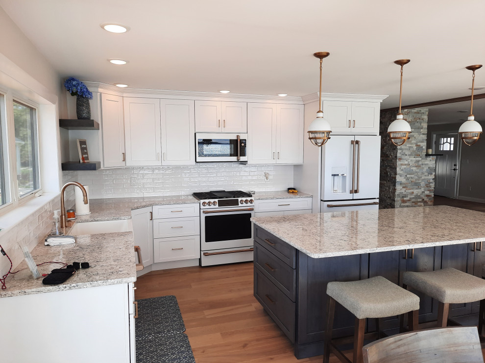 Waterfront Views - Project 5795