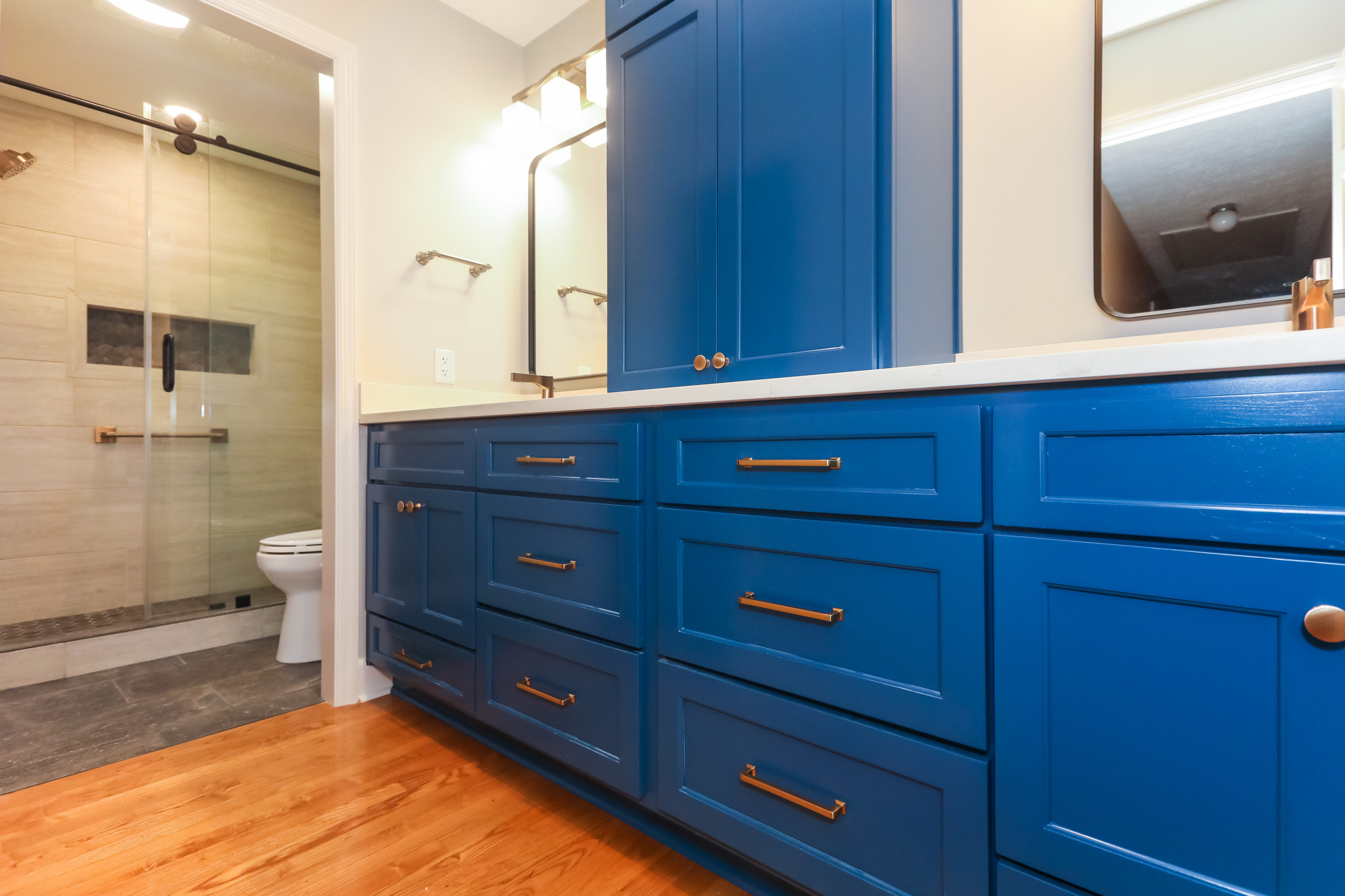 Dahlonega Master Bathroom