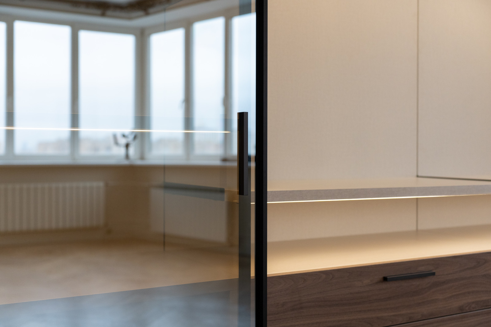 Профиль raumplus для гардеробной системы APPERIA