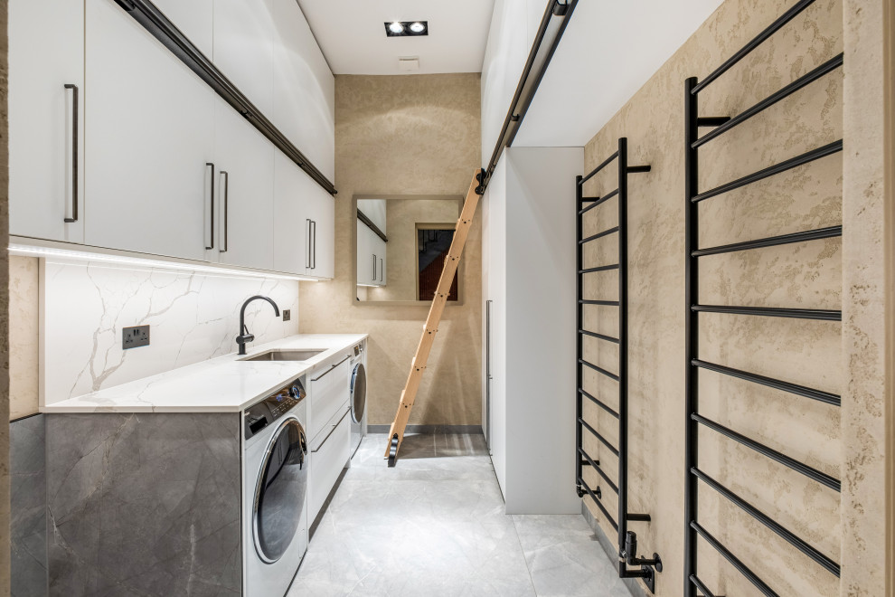 Inspiration for a modern laundry room in London.