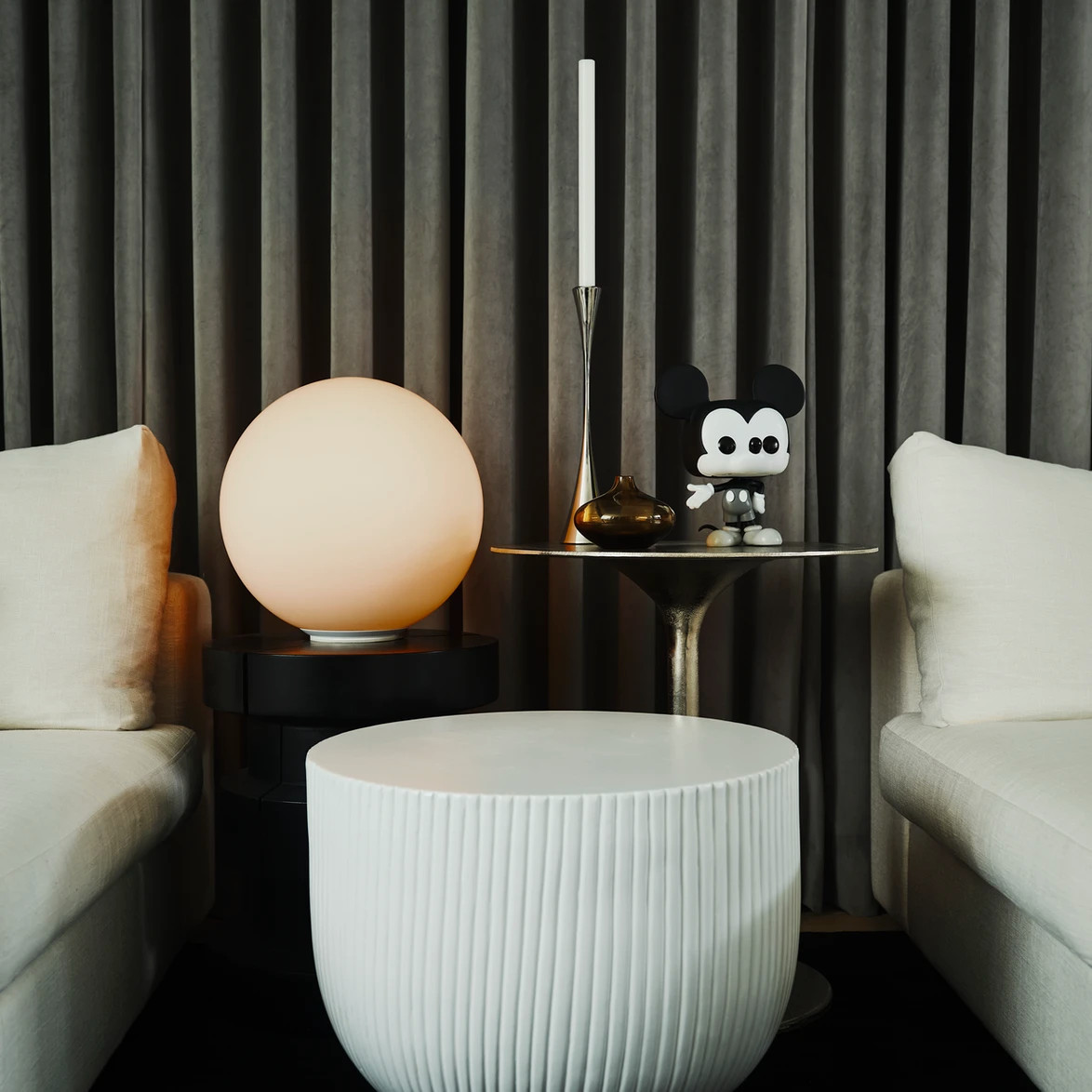 Sherman Oaks | Swanky Black and White Contemporary Home