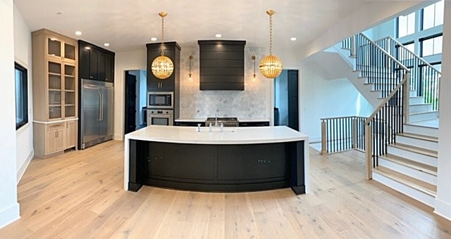 Example of a transitional home design design in Indianapolis