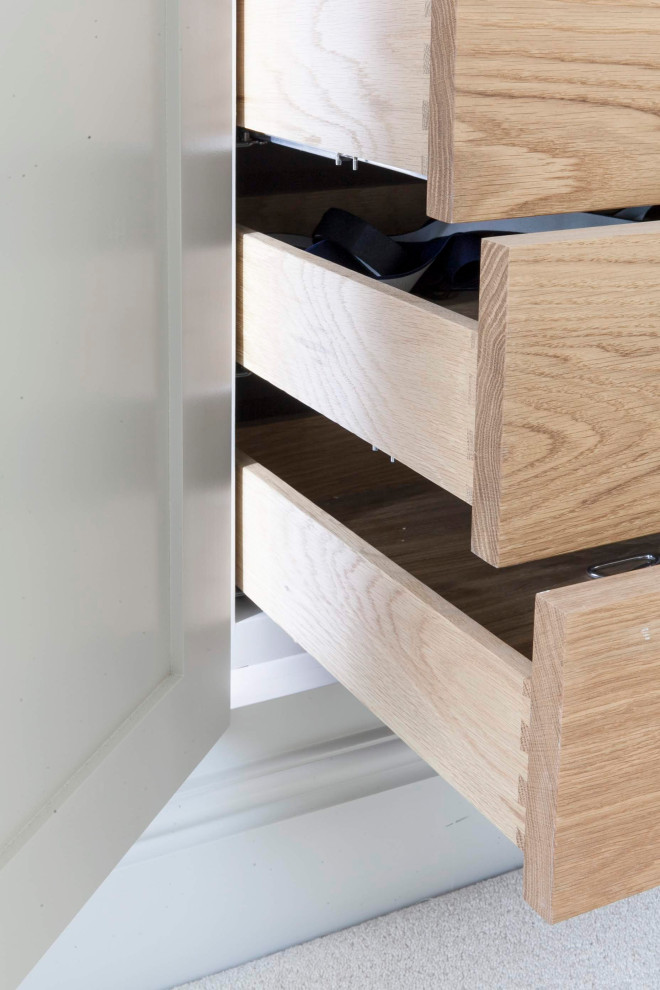 Modern storage and wardrobe in Gloucestershire with shaker cabinets.