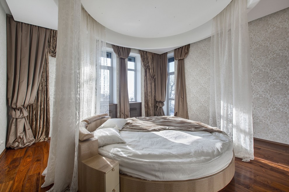 Дом с бассейном