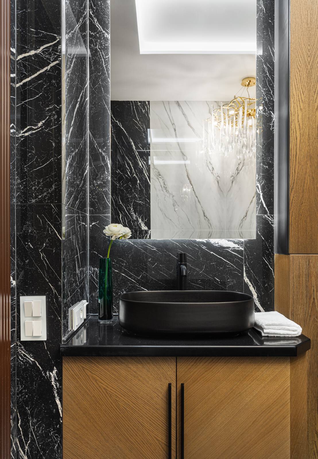 Трехкомнатная квартира с венгерским камином HQ Keramik