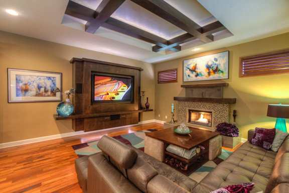 This is an example of a contemporary family room in Orlando.