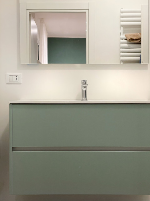 Casa C contemporary-bathroom