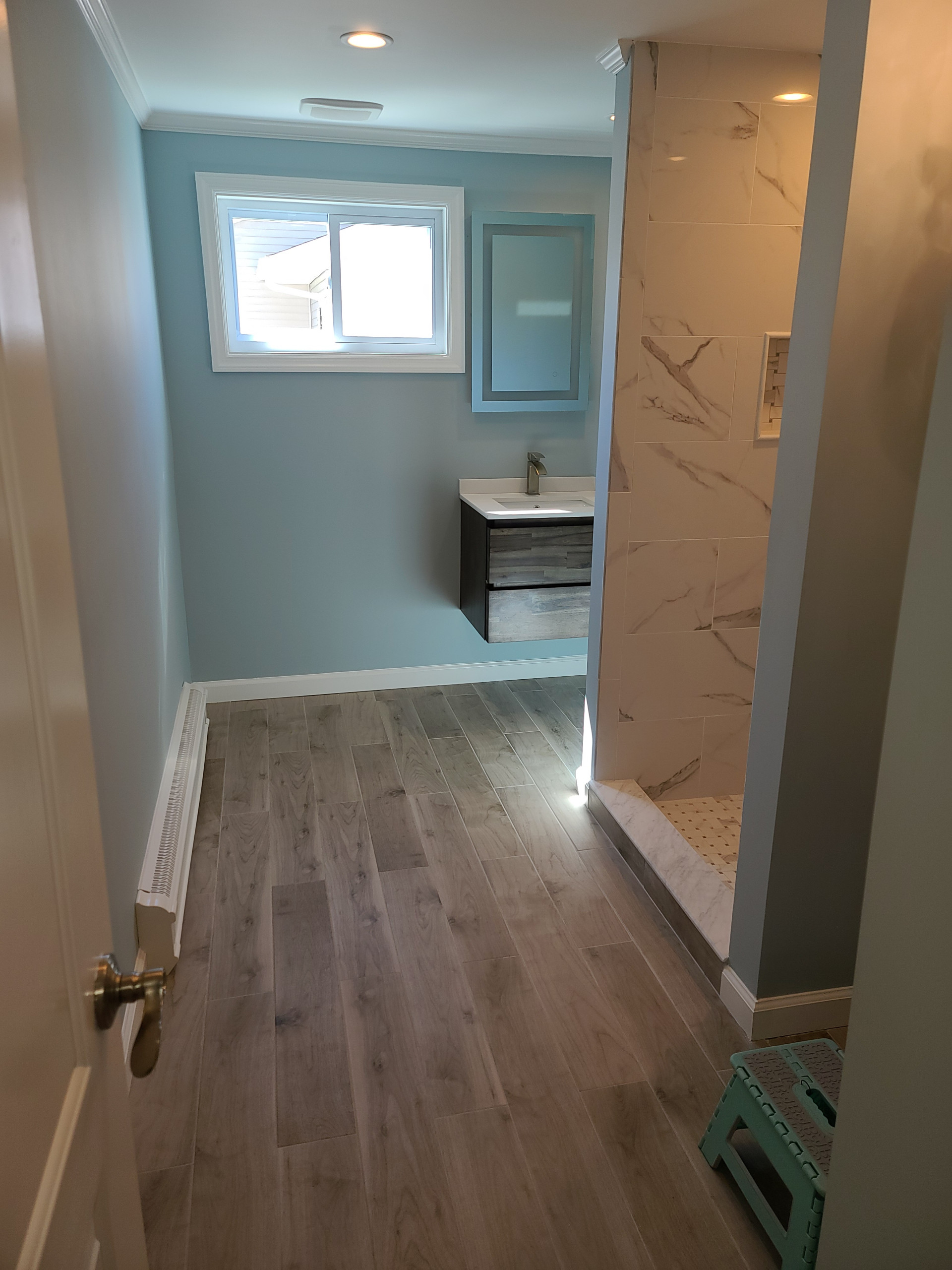 Kitchen & Baths