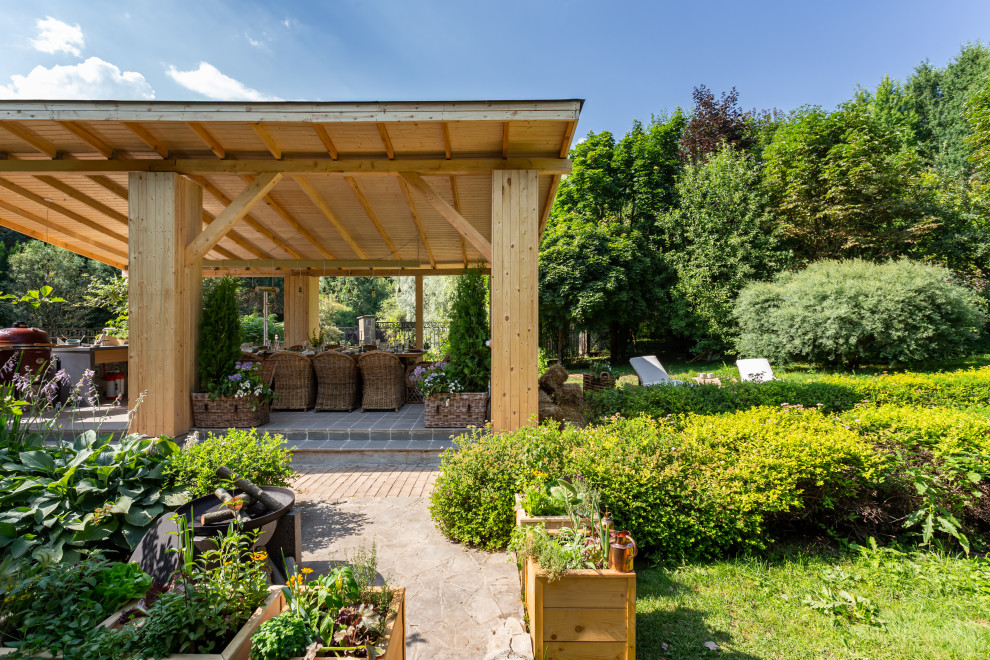 Беседка с летней кухней для Анастасии Вертинской и Степана Михалкова. "На дачу"