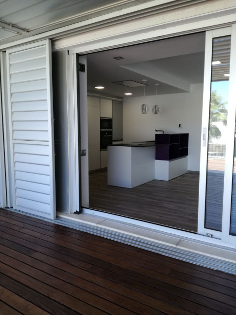 REFORMA COMPLETA SITGES coastal-kitchen