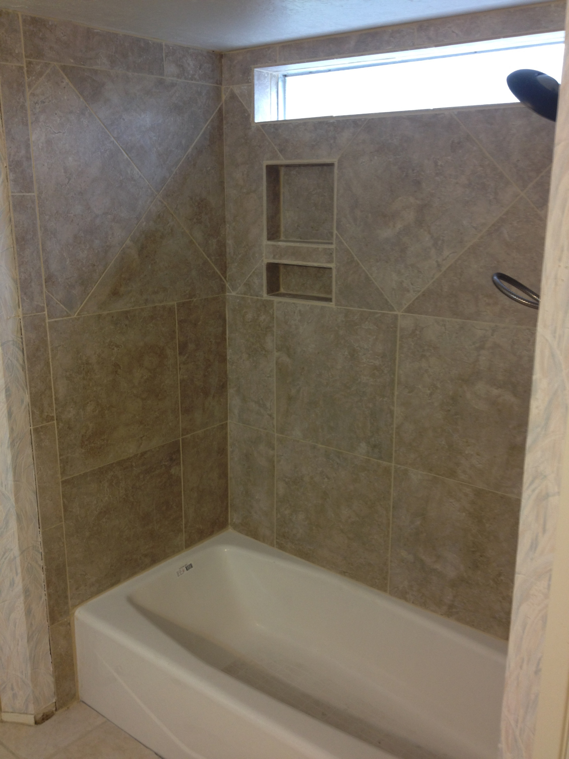 Tubs/ Showers