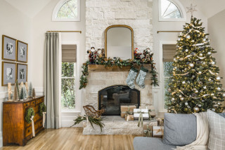 How to Stay Calm When Hosting Christmas (12 photos)