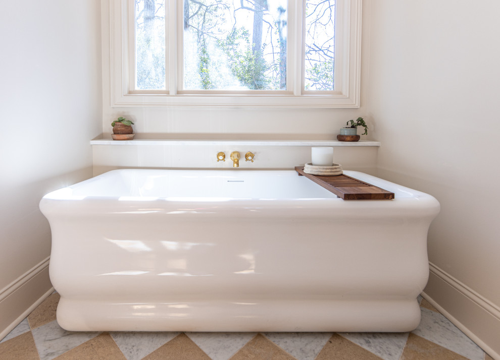 Idéer för stora vintage en-suite badrum, med släta luckor
