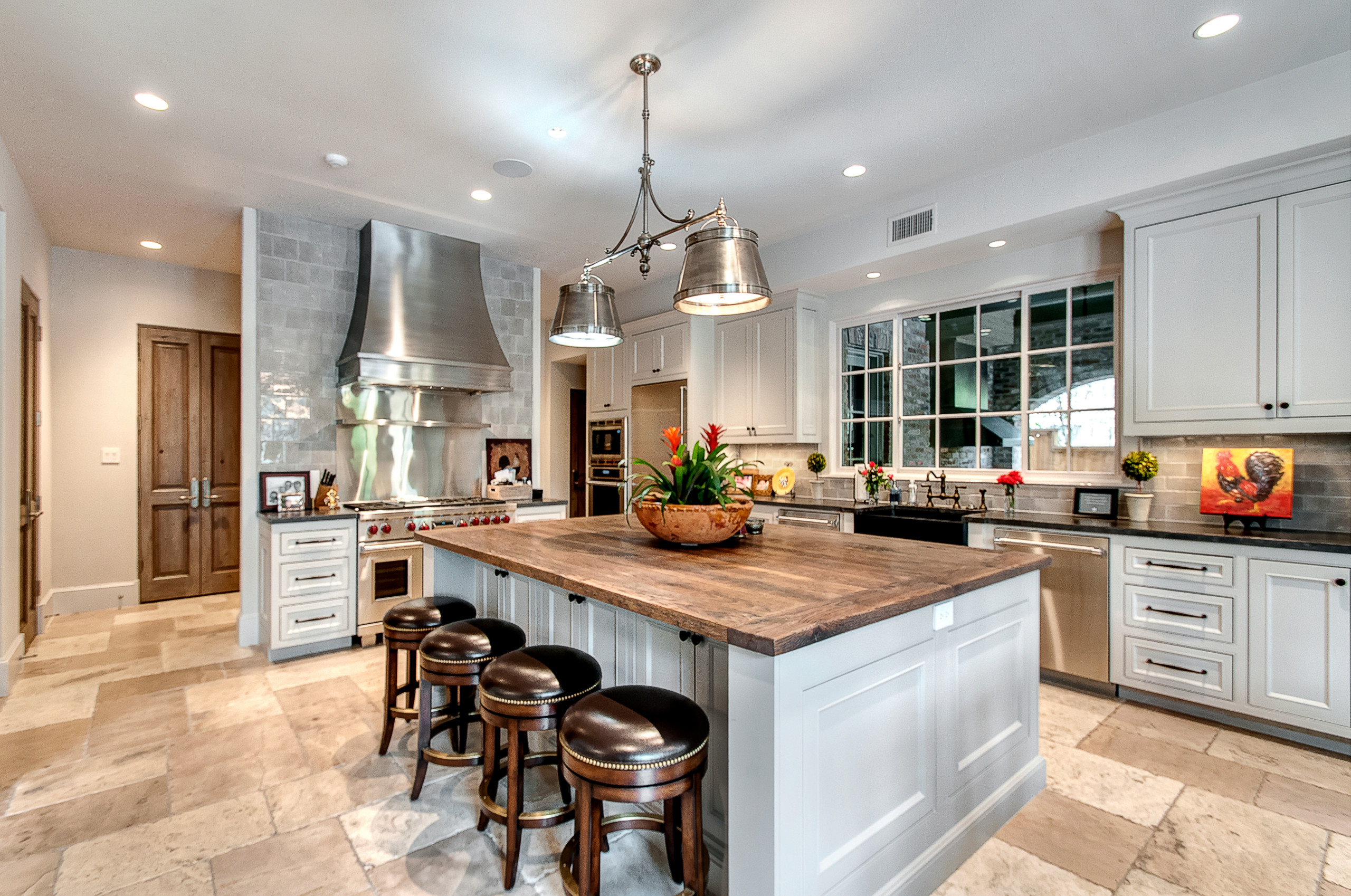 Indoor Kitchen