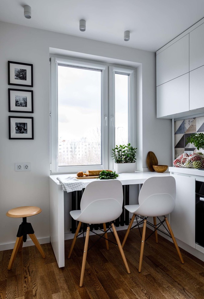 This is an example of a scandinavian kitchen in Moscow.