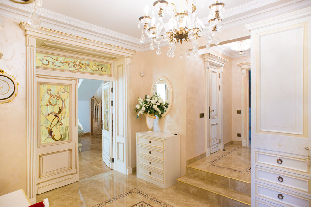 Классический интерьер загородного дома под Минском