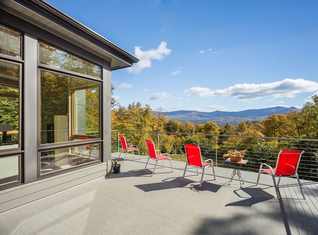 Yankee Barn Home Contemporary Contemporary Balcony