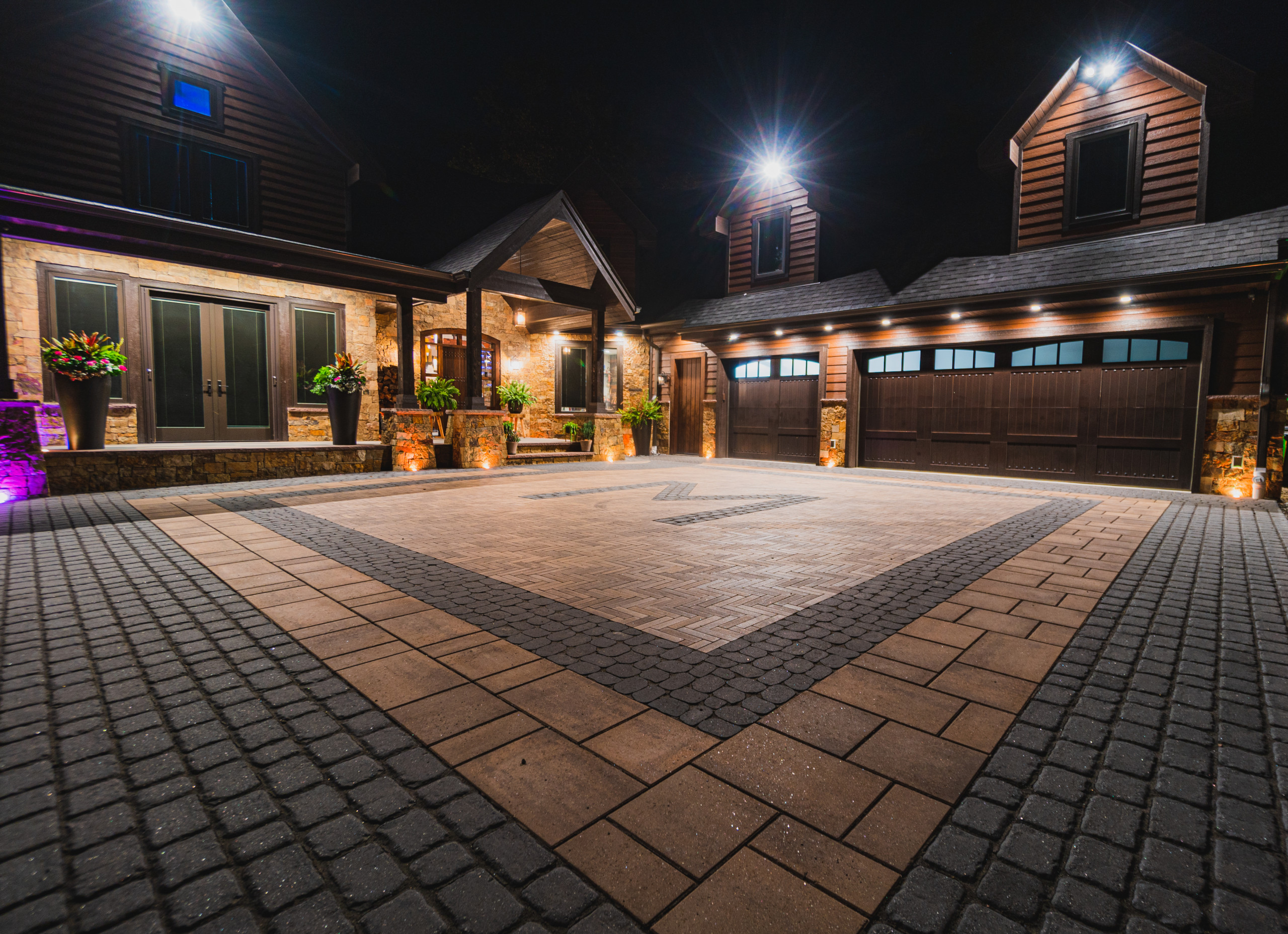 Award Winning Driveway Courtyard